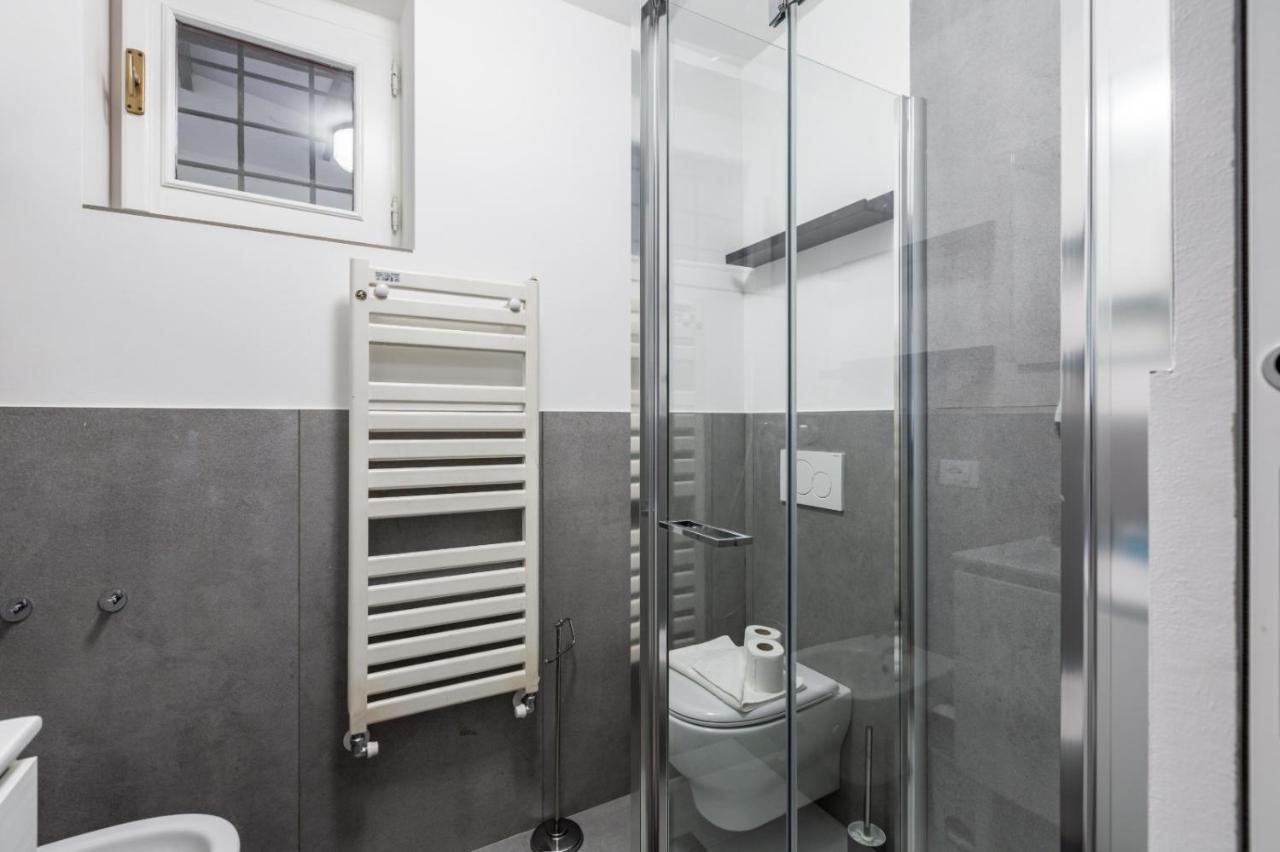New! Studio Apt 700M From Corso Lodi! Milan Luaran gambar